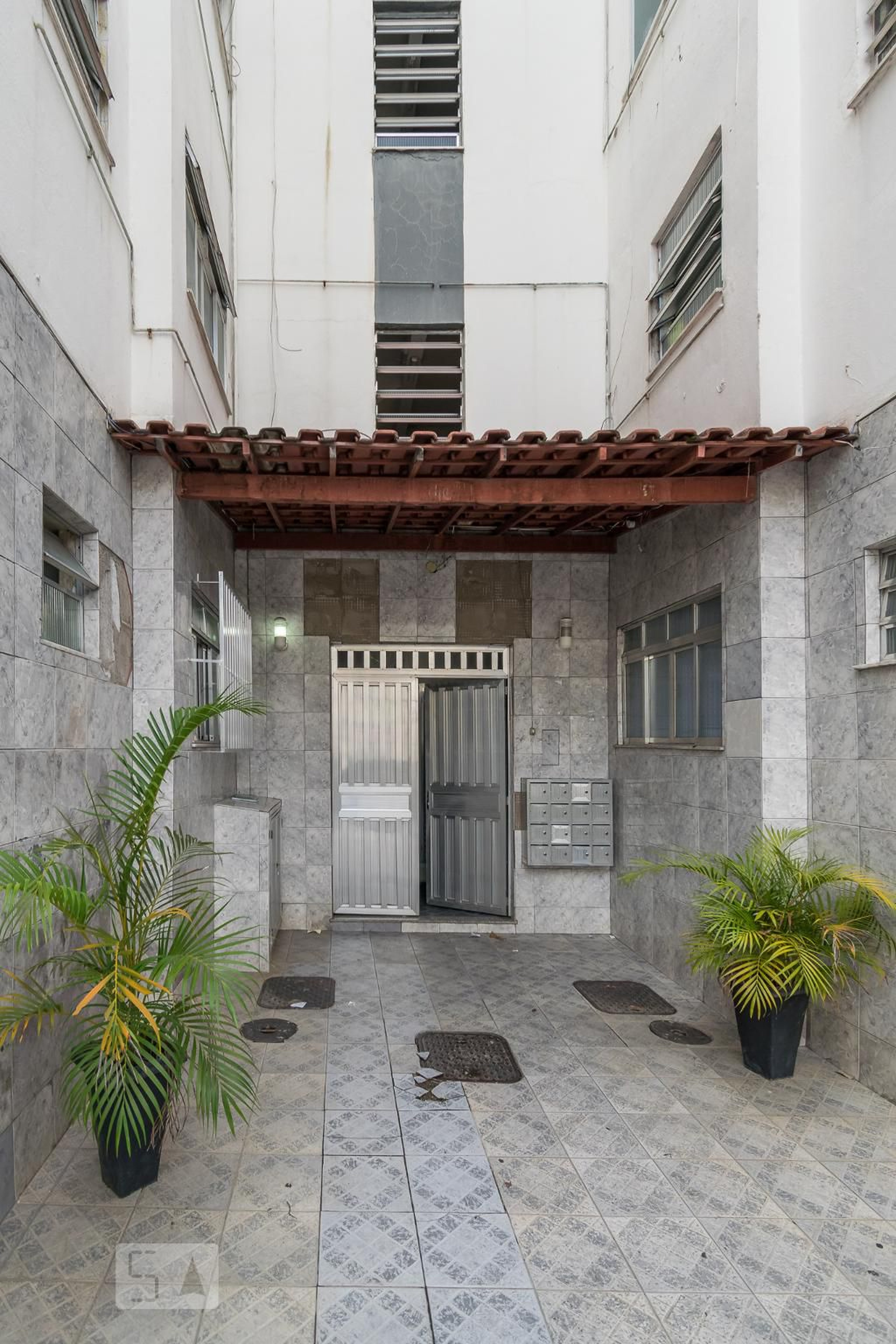 Entrada do prédio - Conjunto Residencial da Polícia Militar