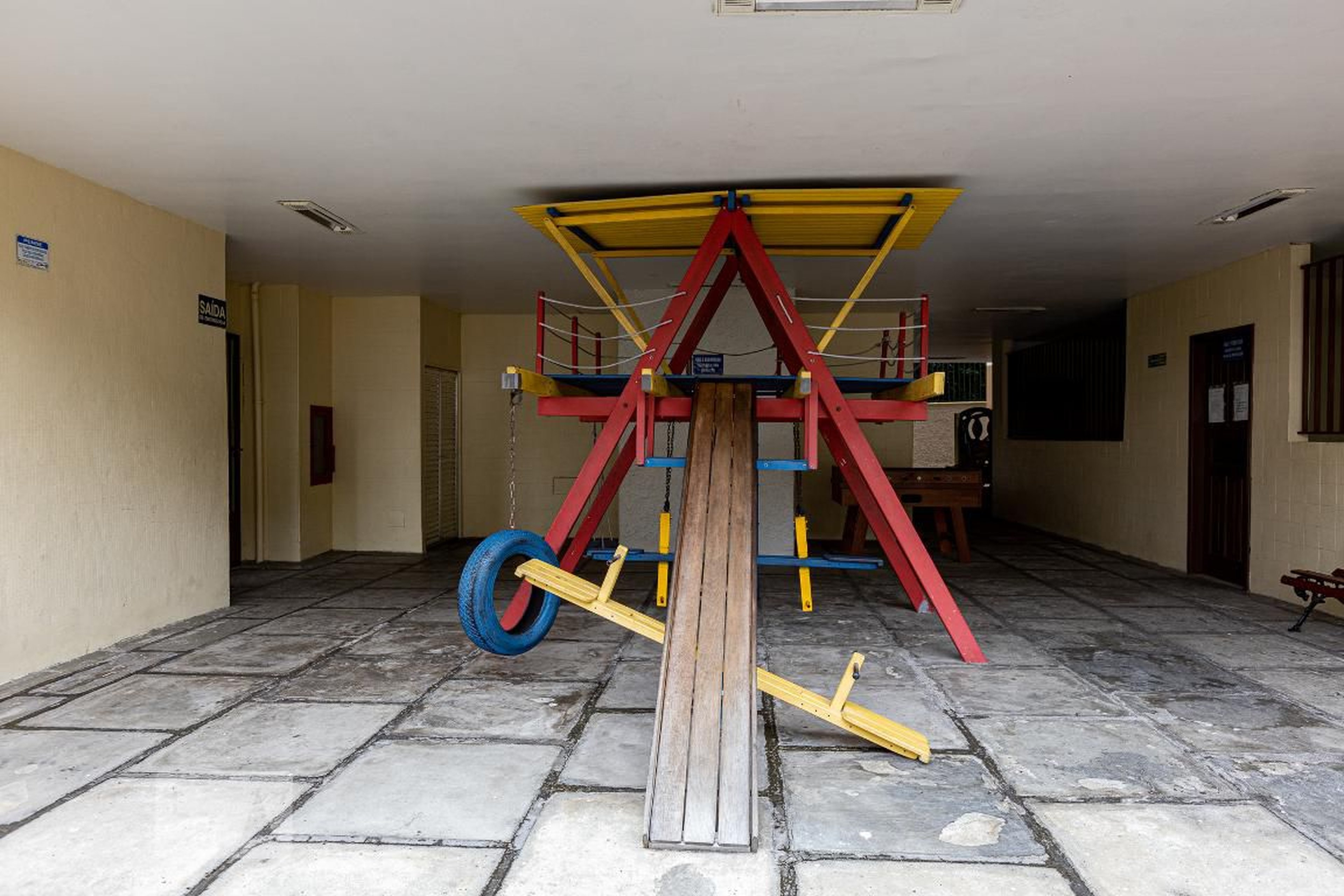 Playground - Edifício Bandeirante Pedro Lobo