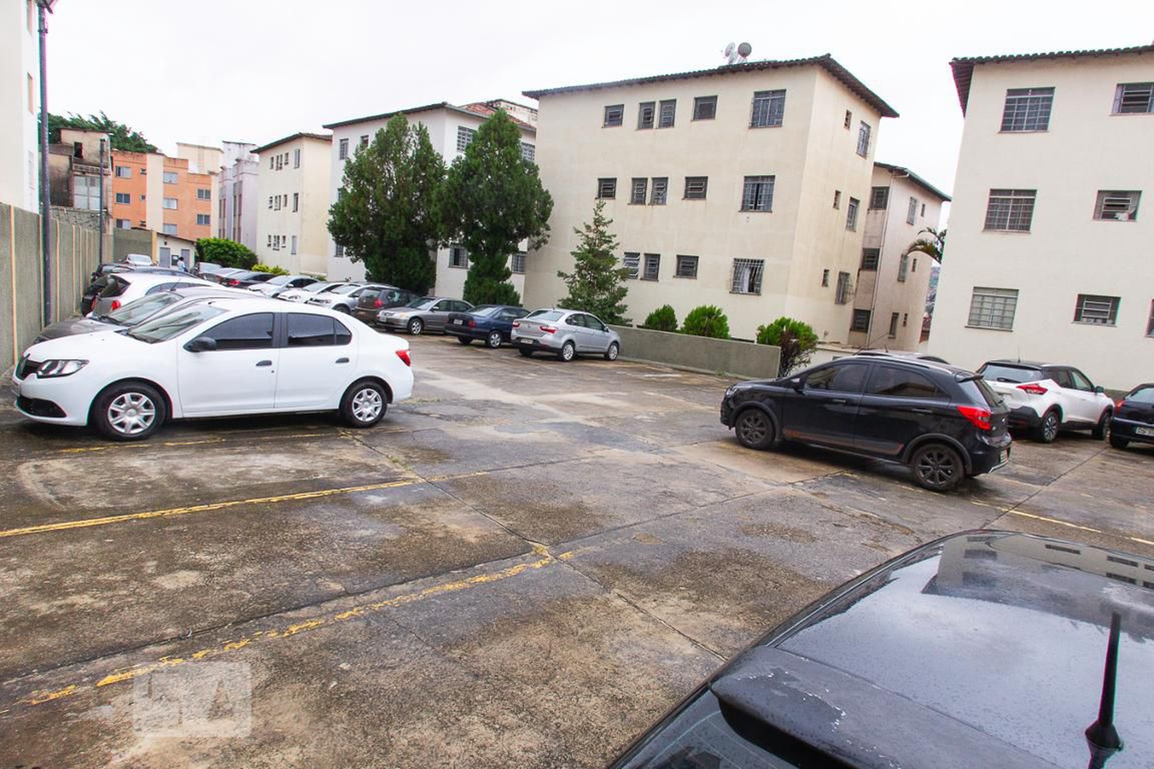 Estacionamento - Edifício Resid. Estoril