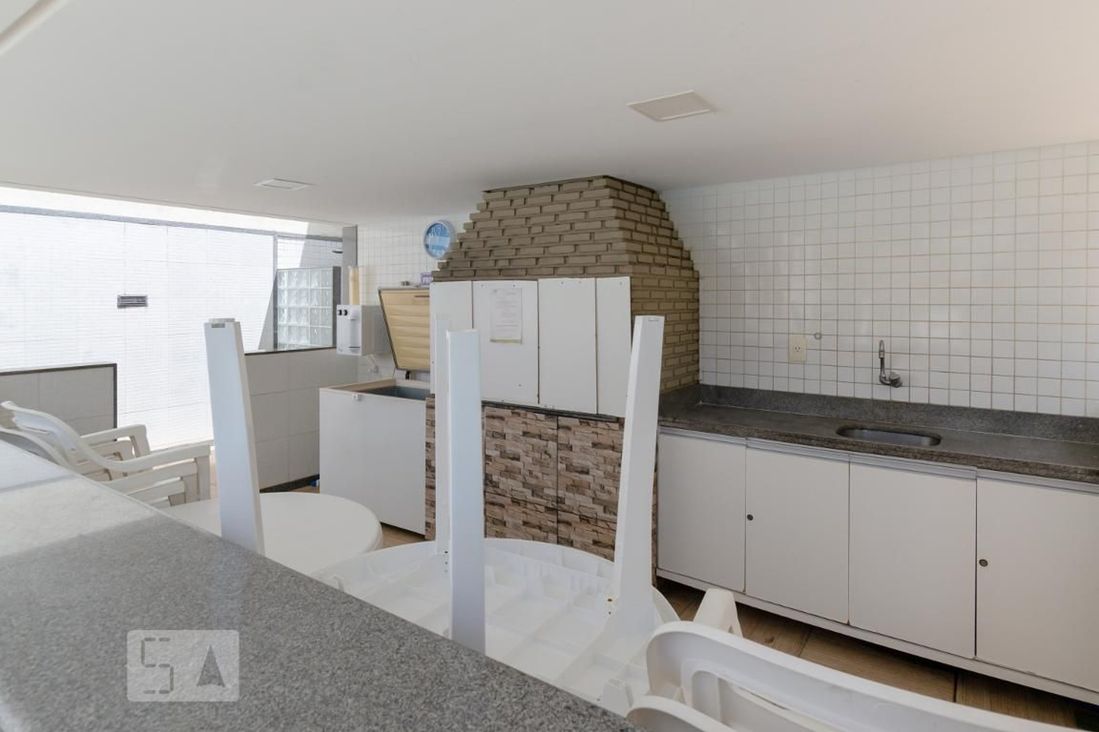 Churrasqueira - Apartamento para locação no bairro Pituba