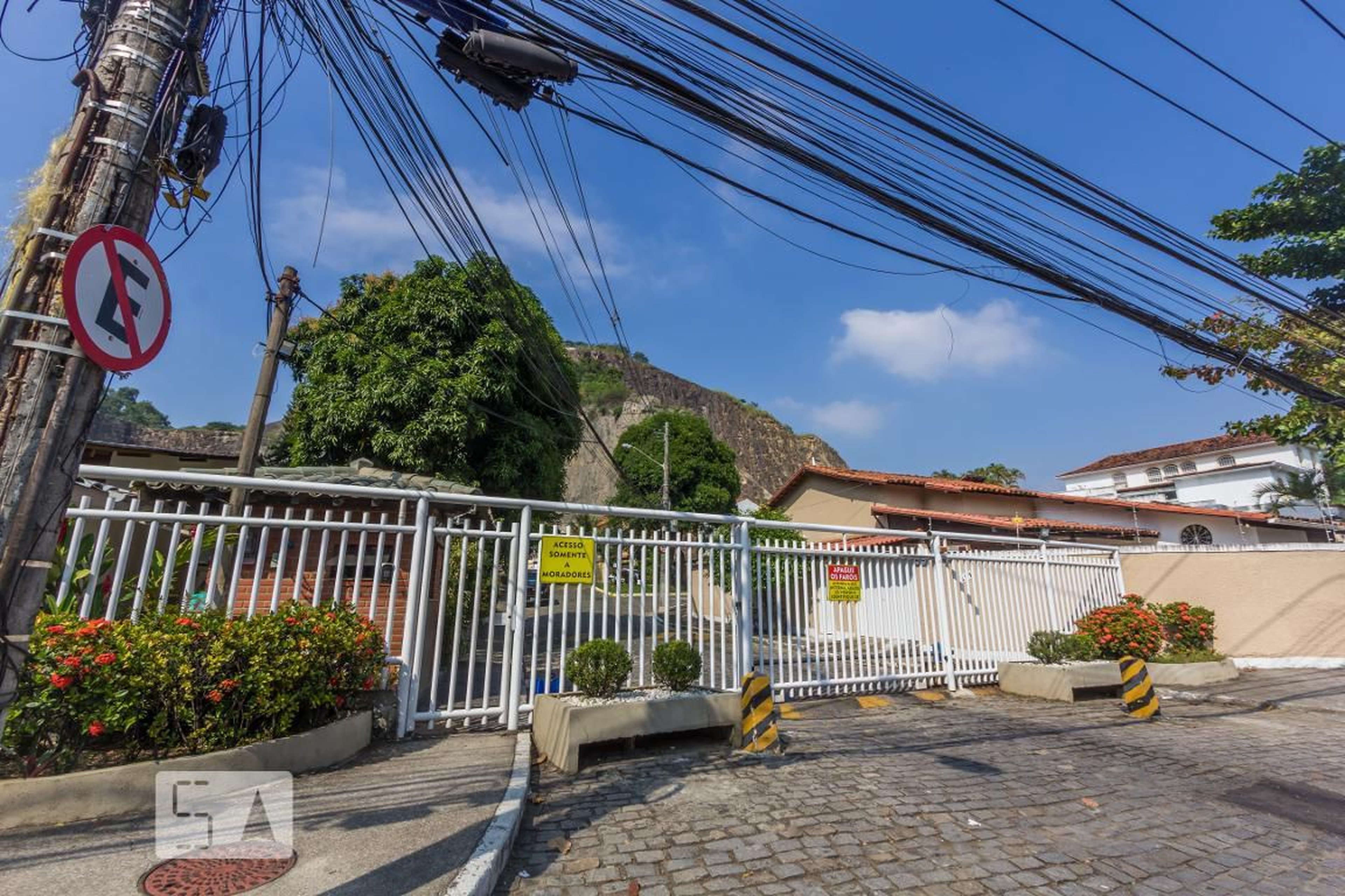 Condomínio em Estrada do Capenha, 251, Pechincha - Rio de Janeiro - Alugue  ou Compre - QuintoAndar