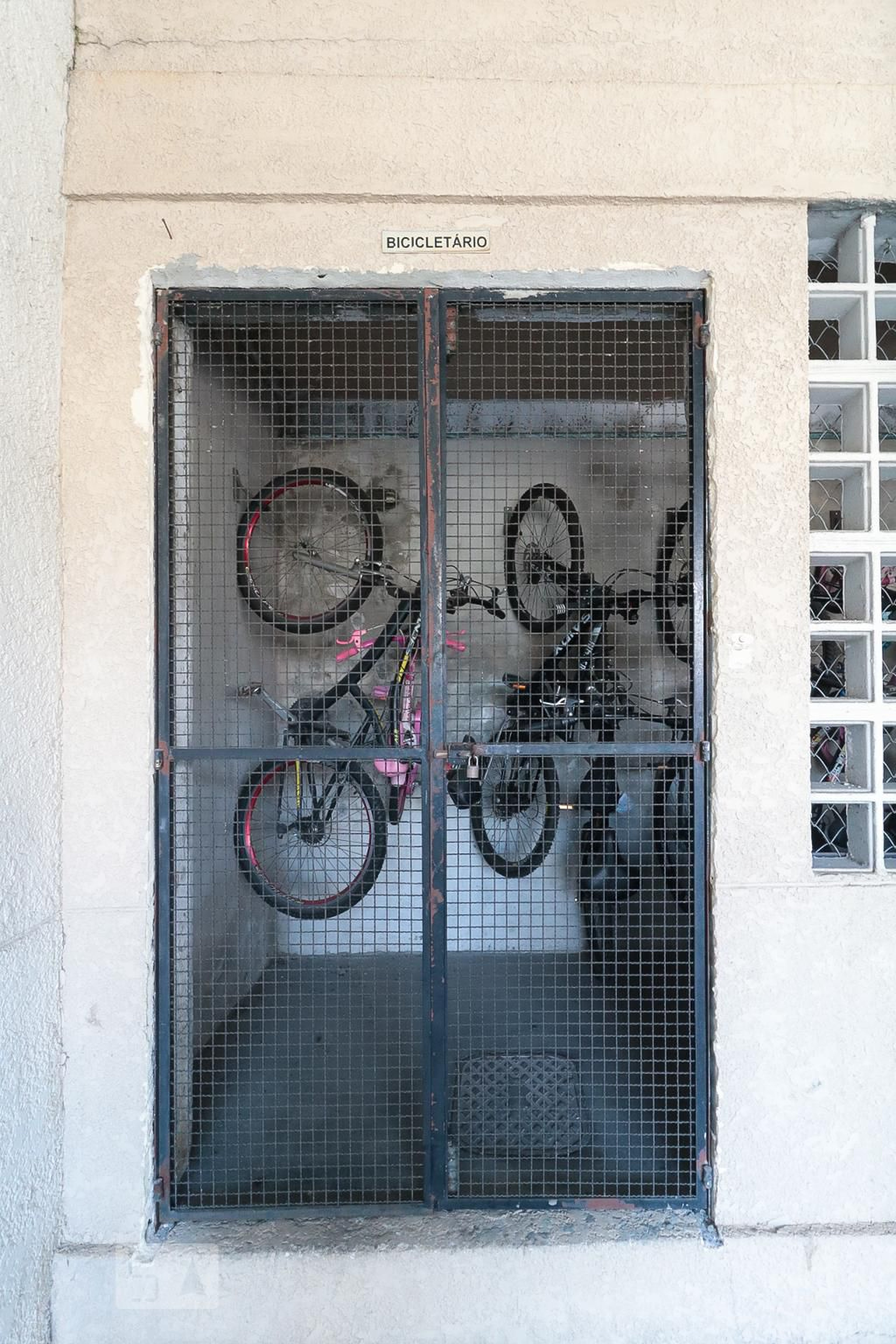 Bicicletário - BOSQUE DAS FLORES