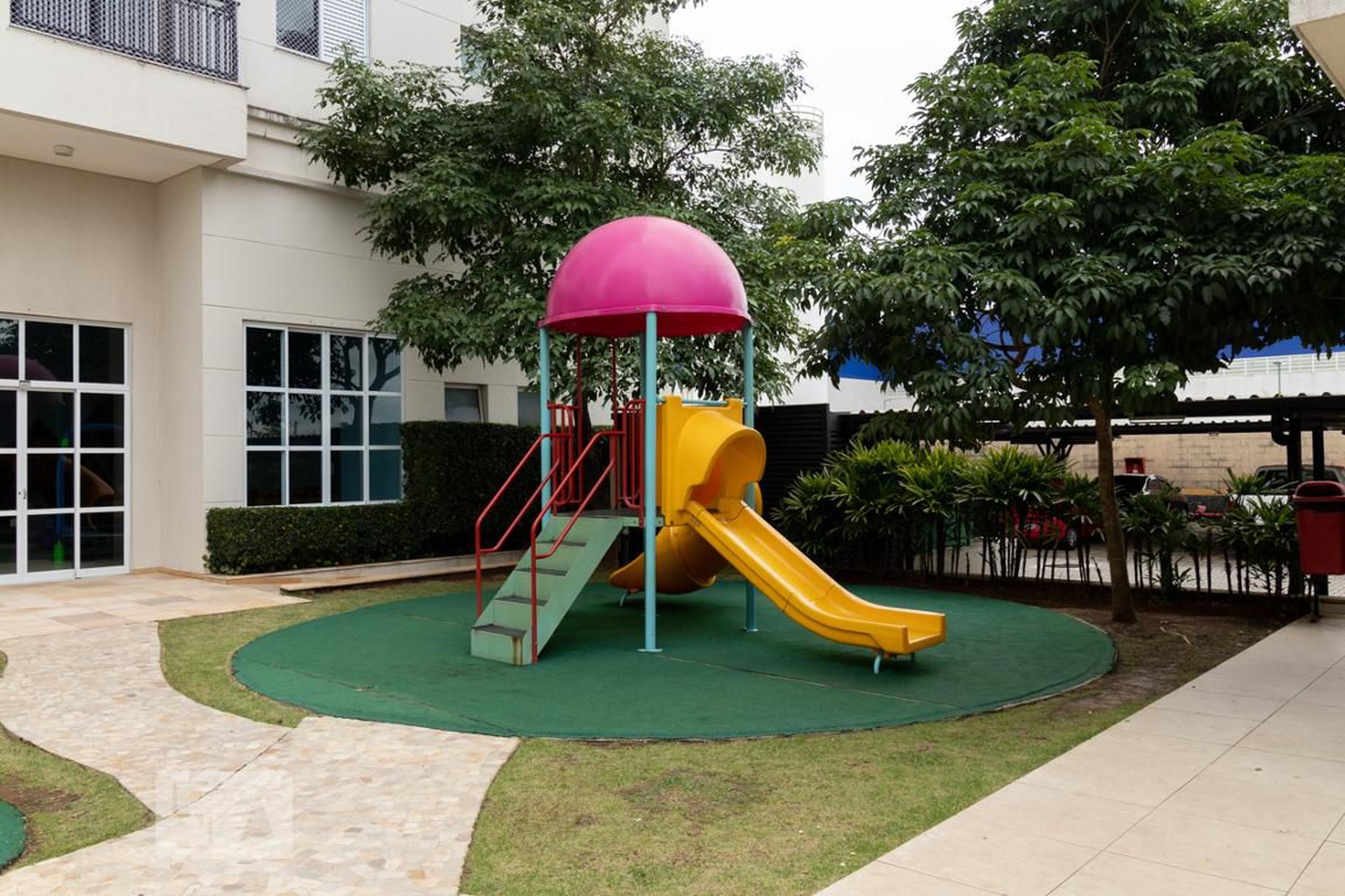 Playground - The View Club Residence