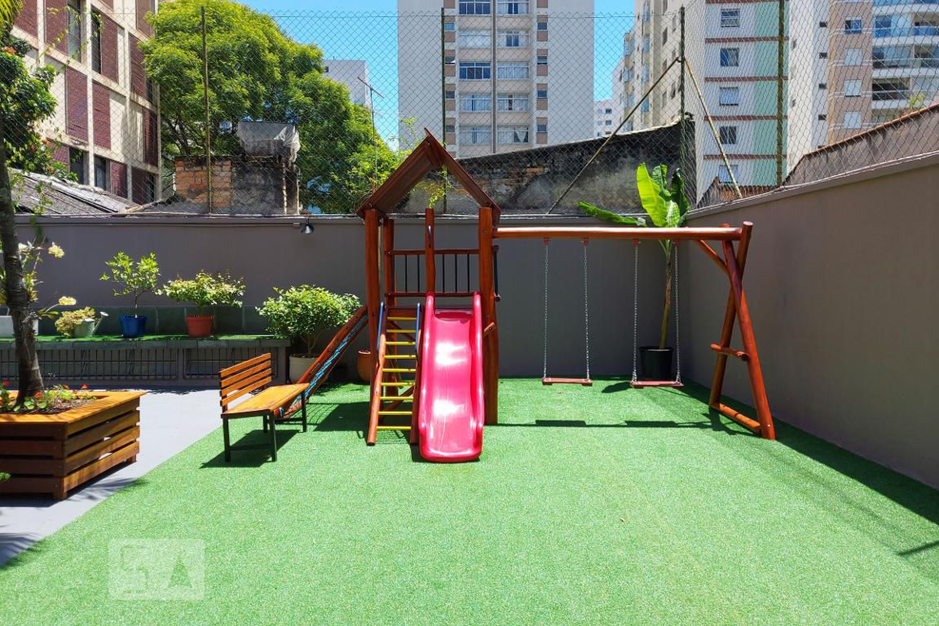 Playground - Guilhermina