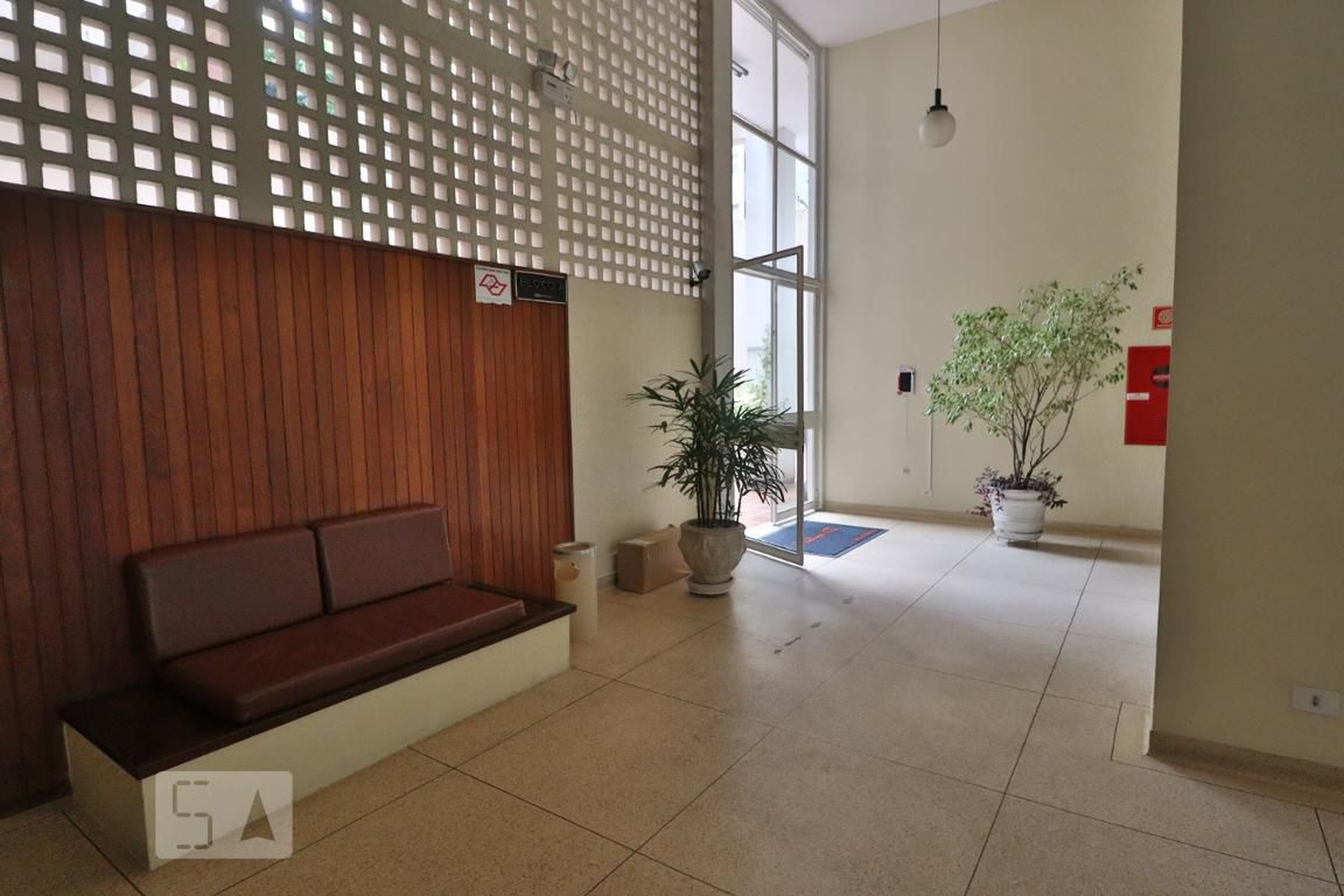 Hall - Conjunto Novo Pinheiros Lote I