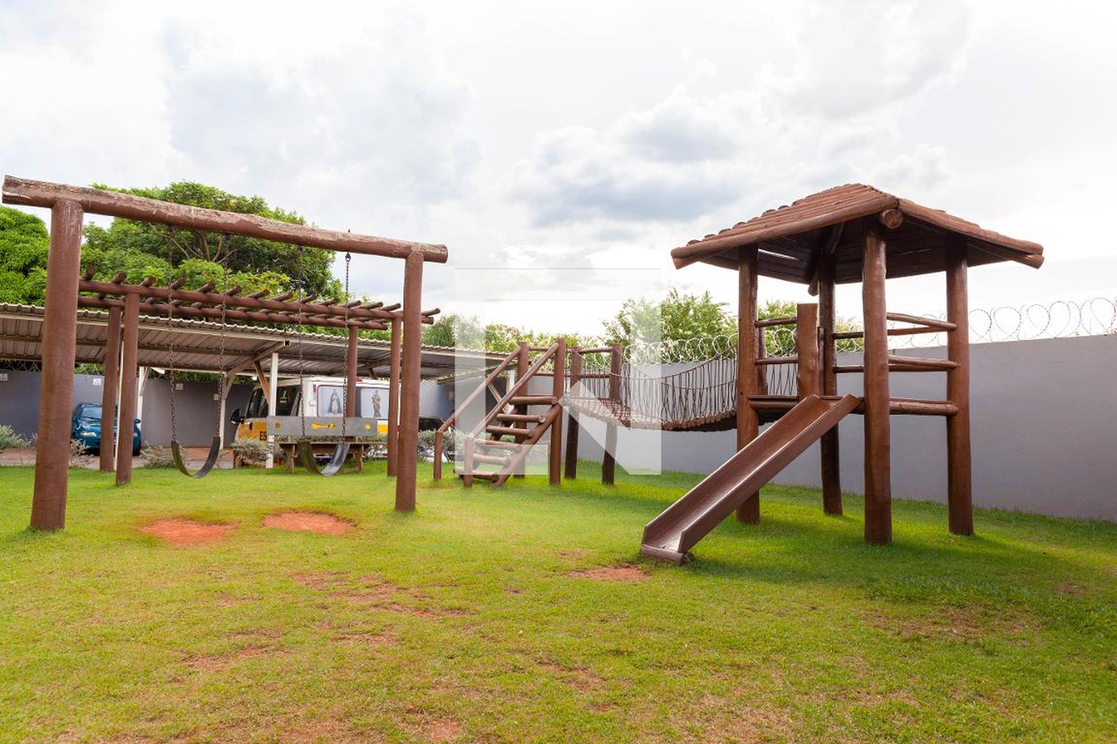 Playground - Serra dourada