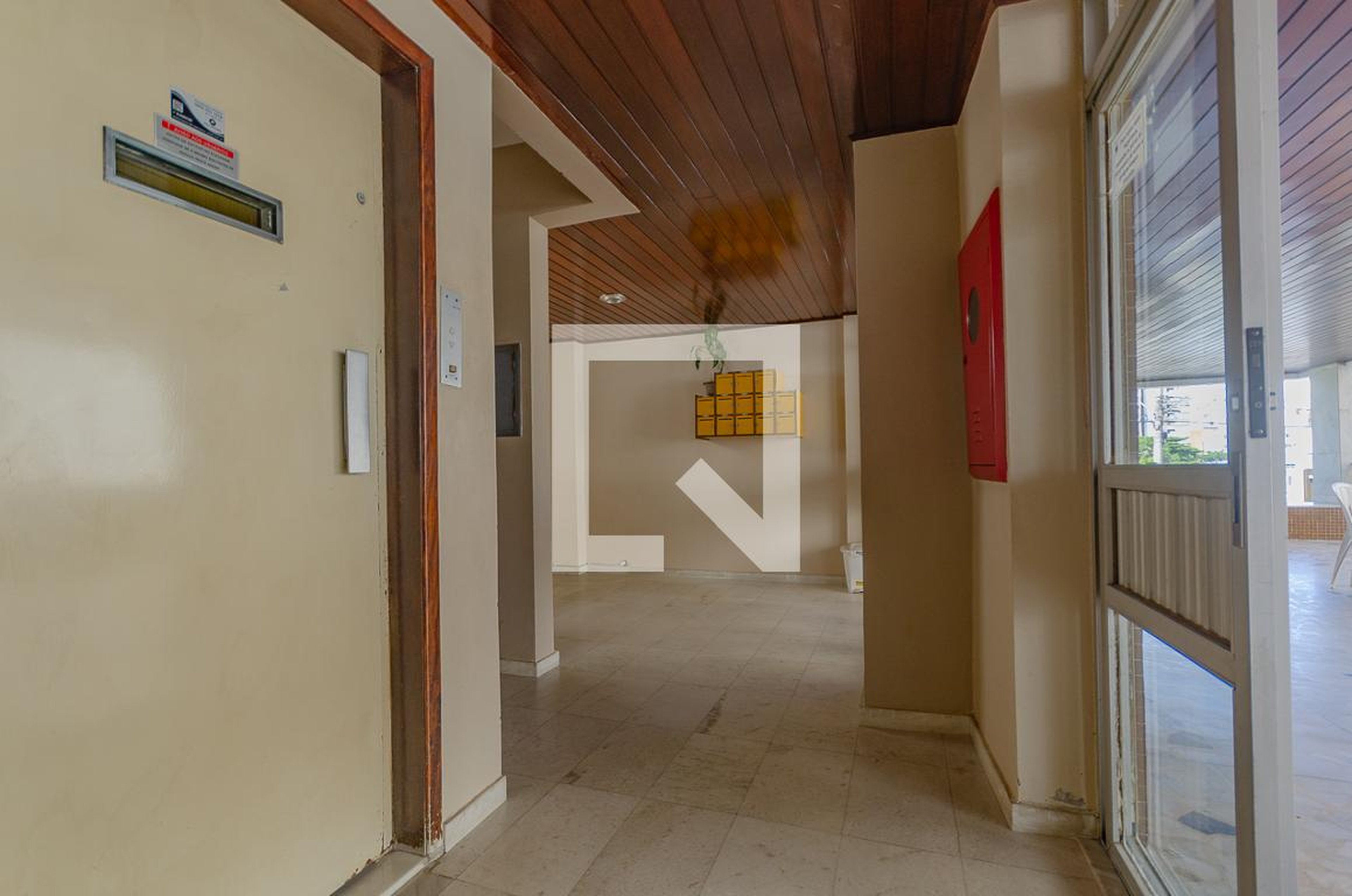 Hall de Entrada - Apartamento com 2 quartos na Pituba