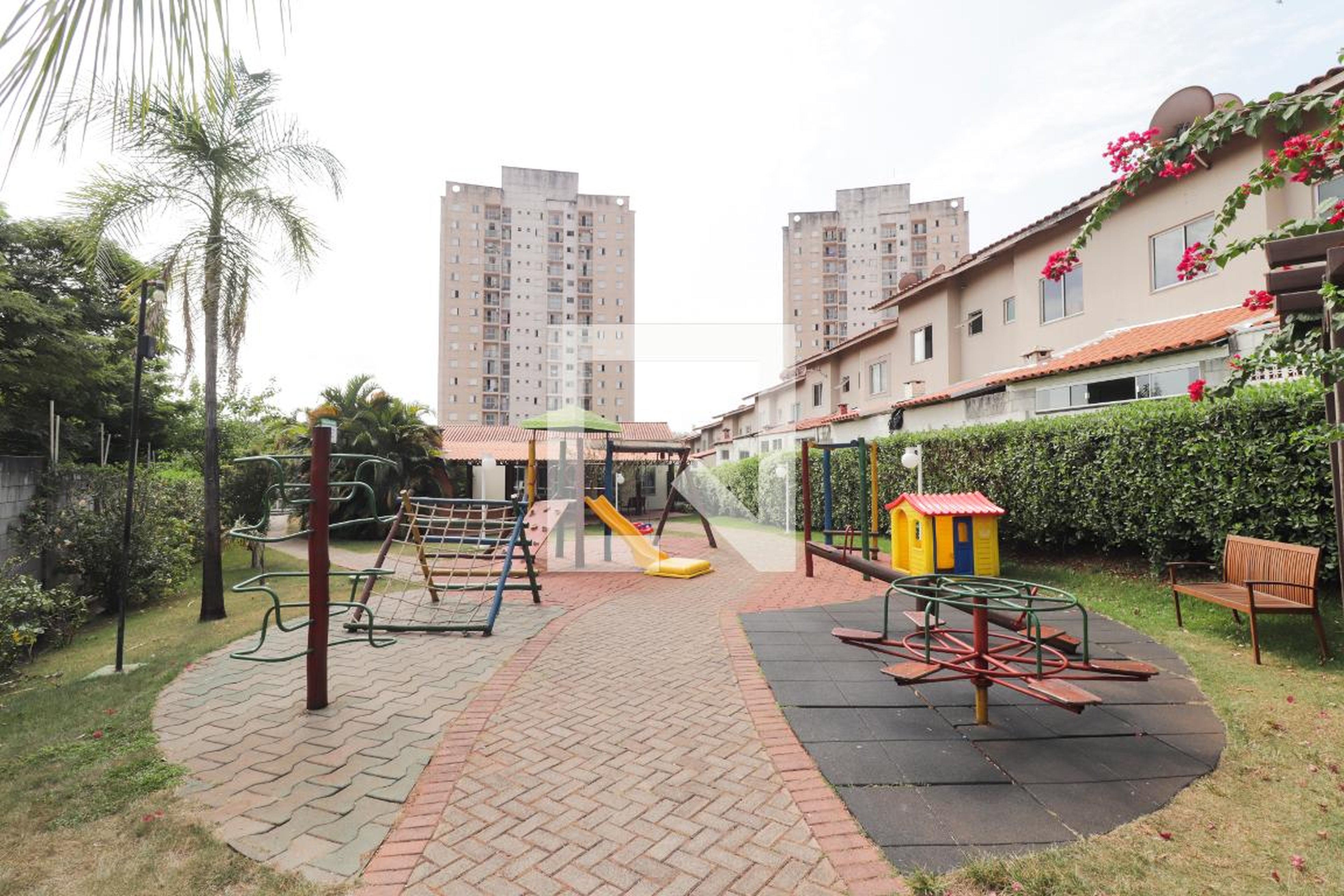 Playground - Village do Parque