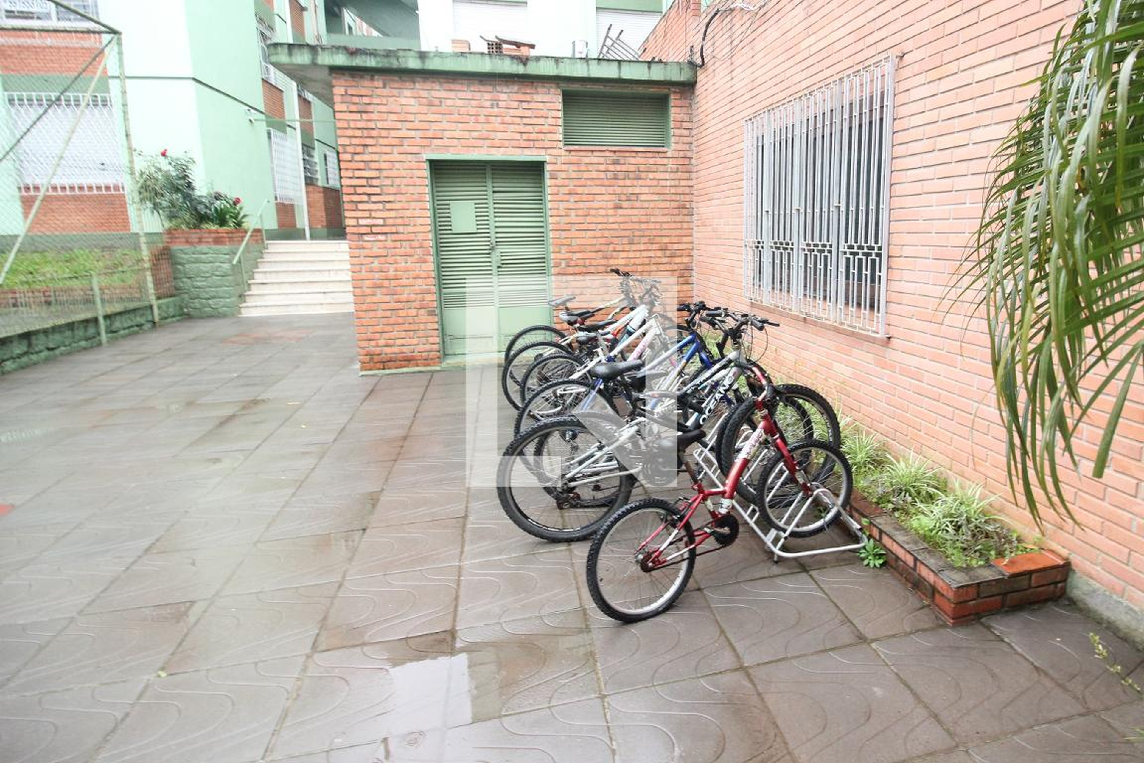 Bicicletário - Conj. Residencial