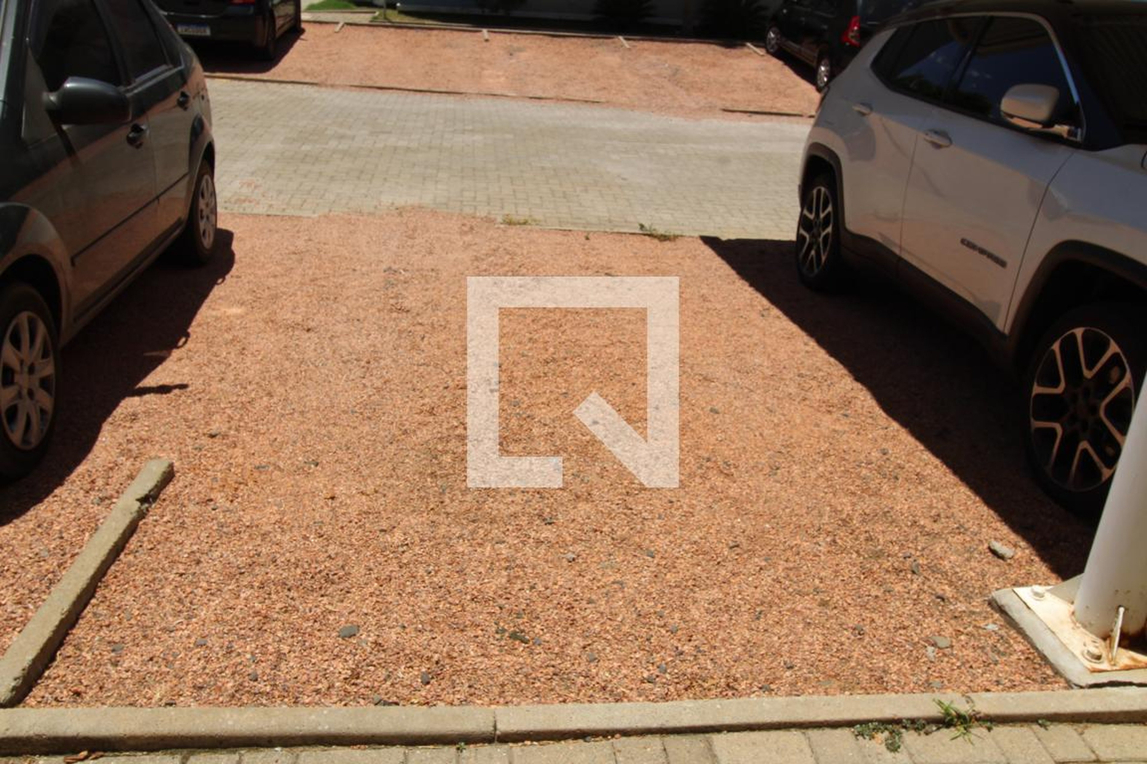 Estacionamento - Residencial Neriá