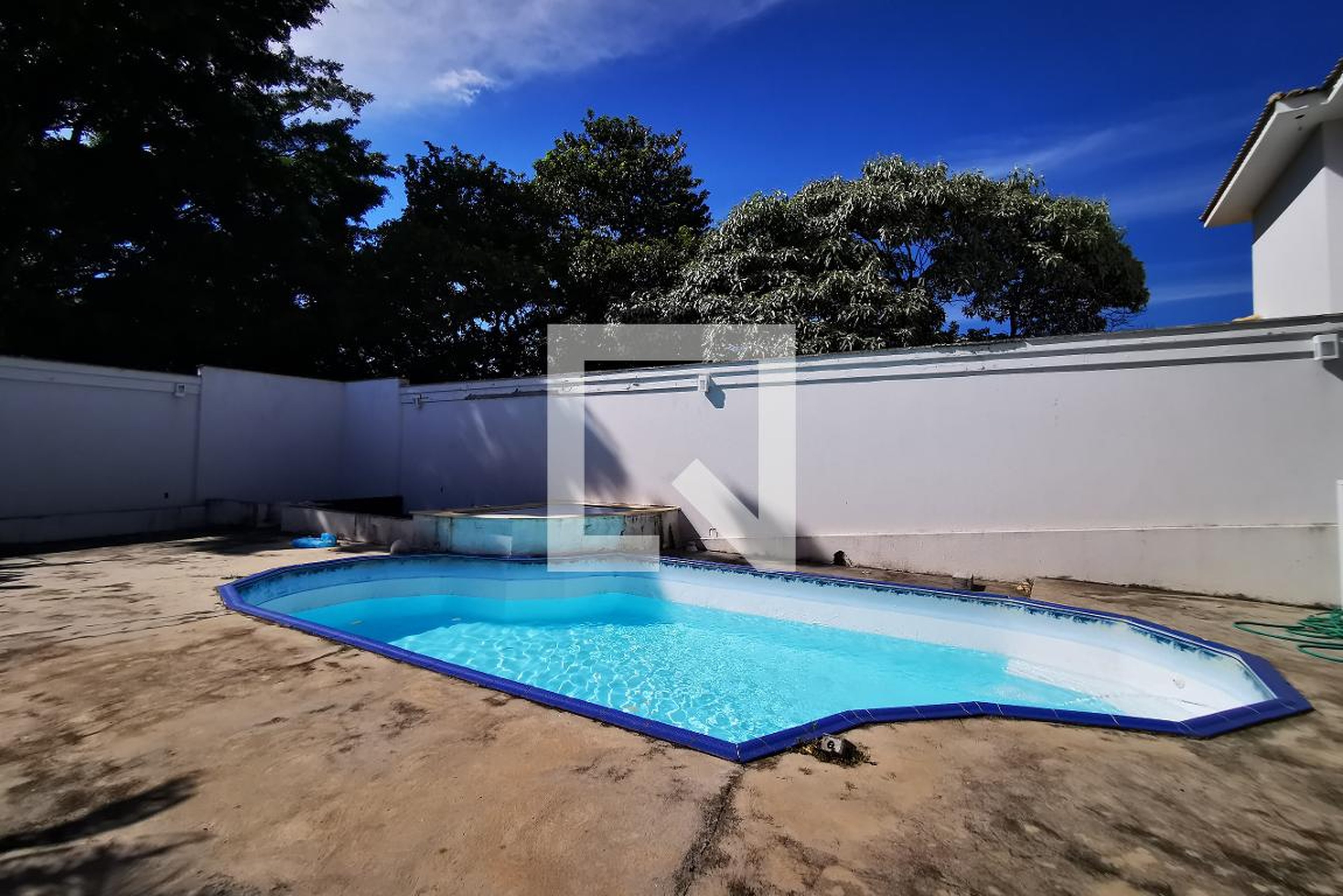 Piscina - Araucária