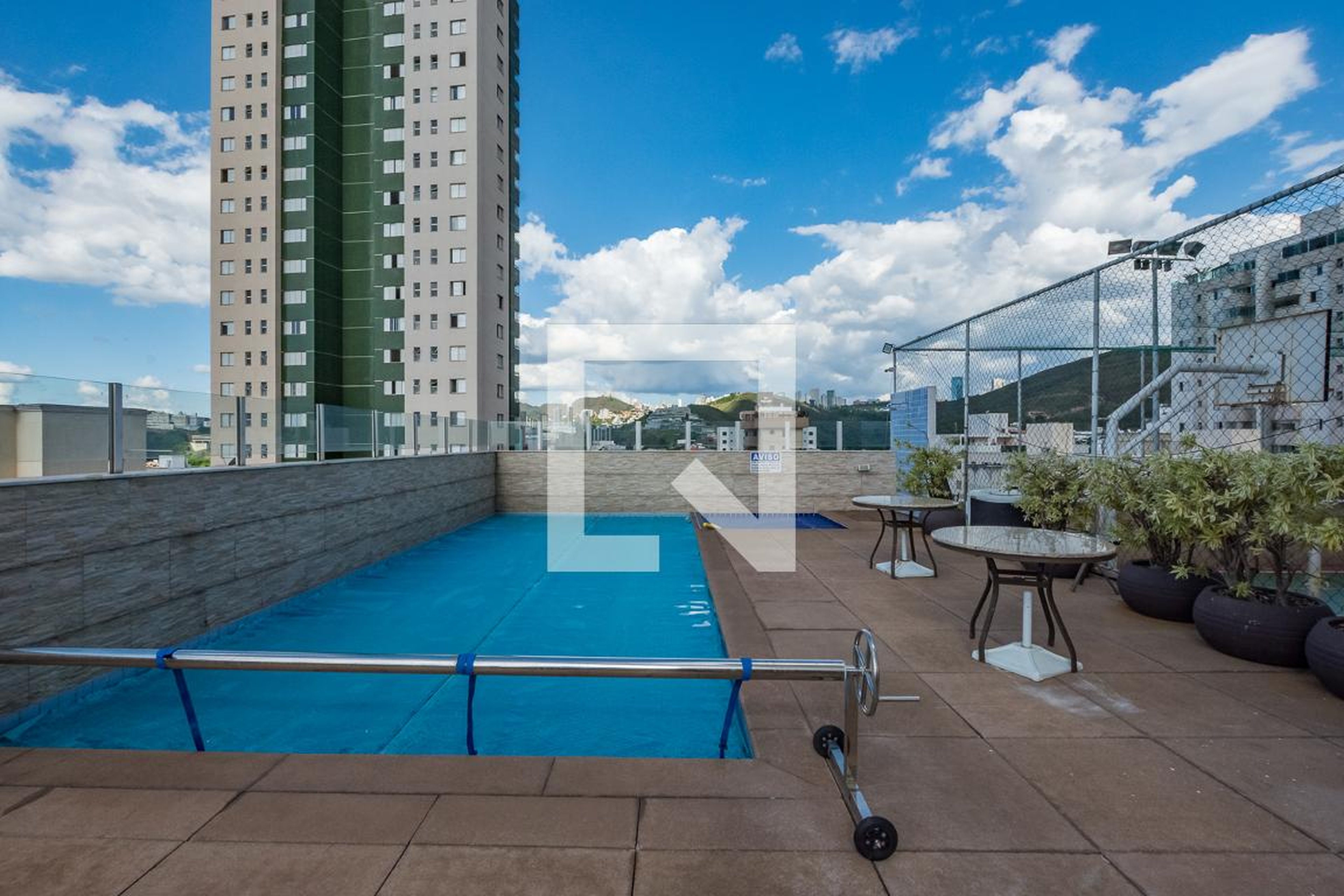 Piscina - Edifício Residencial Horizon