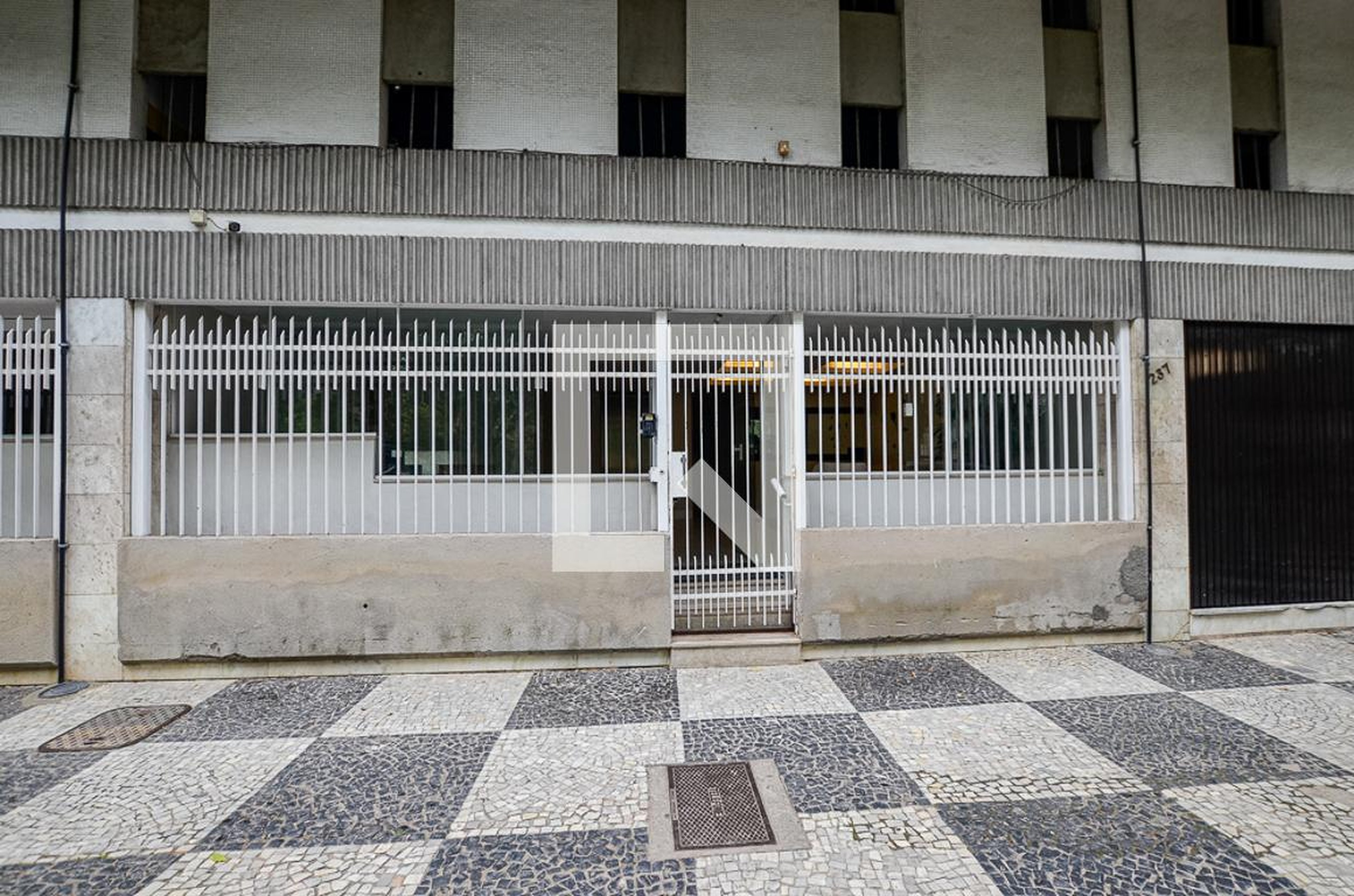 Entrada - Ed. Maison Du Jardin