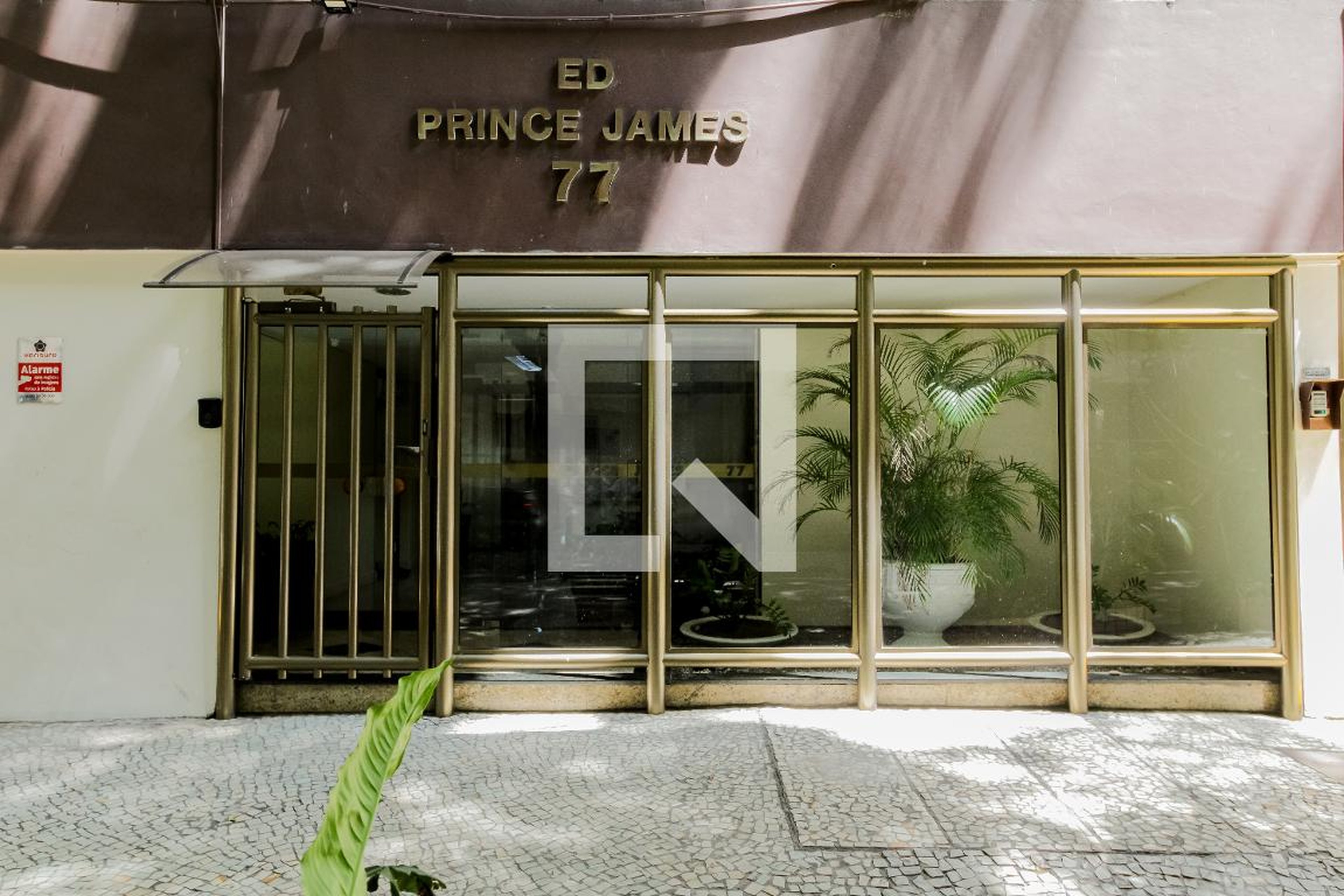 Entrada - Edificio Prince James