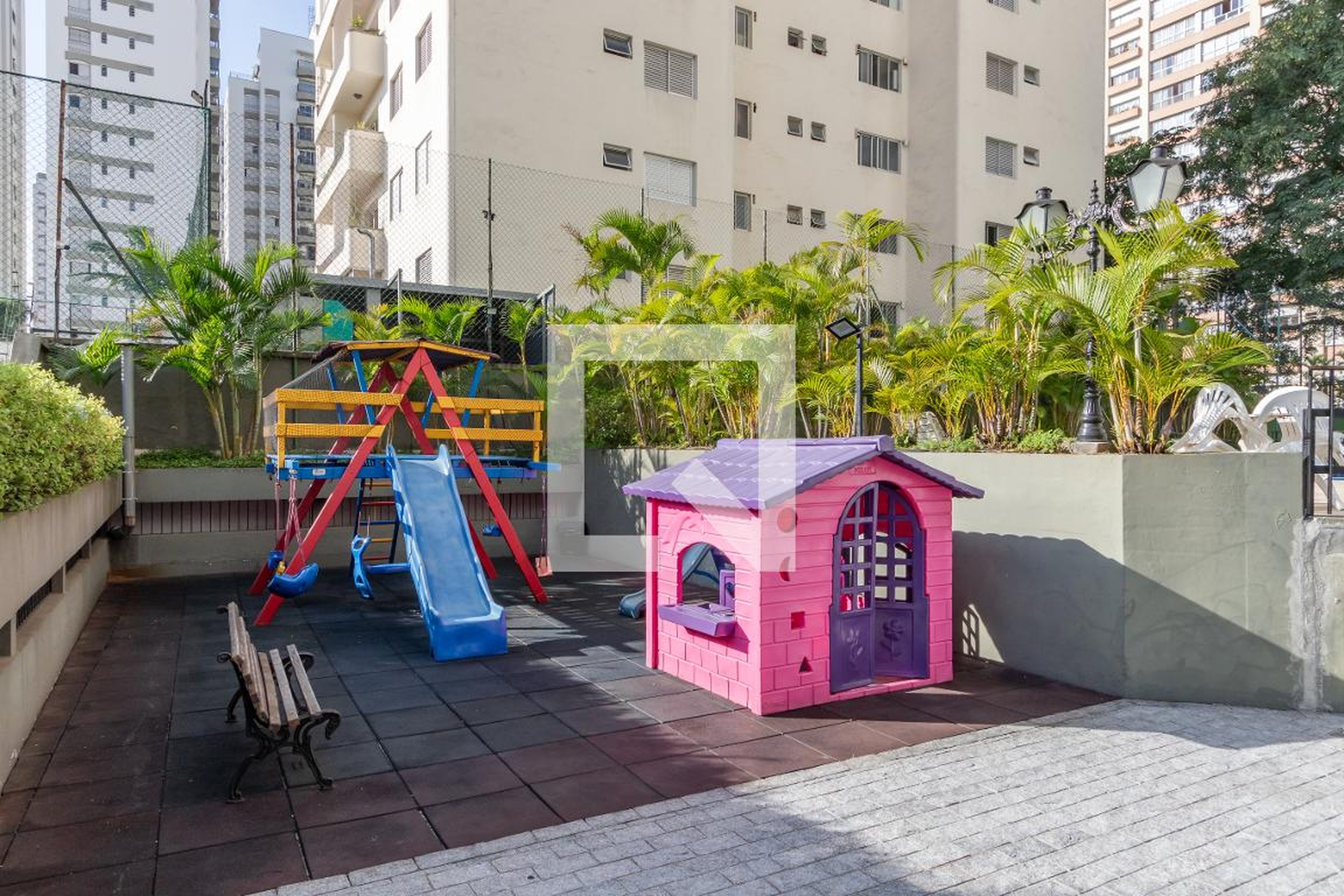 Playground - Edifício Karina