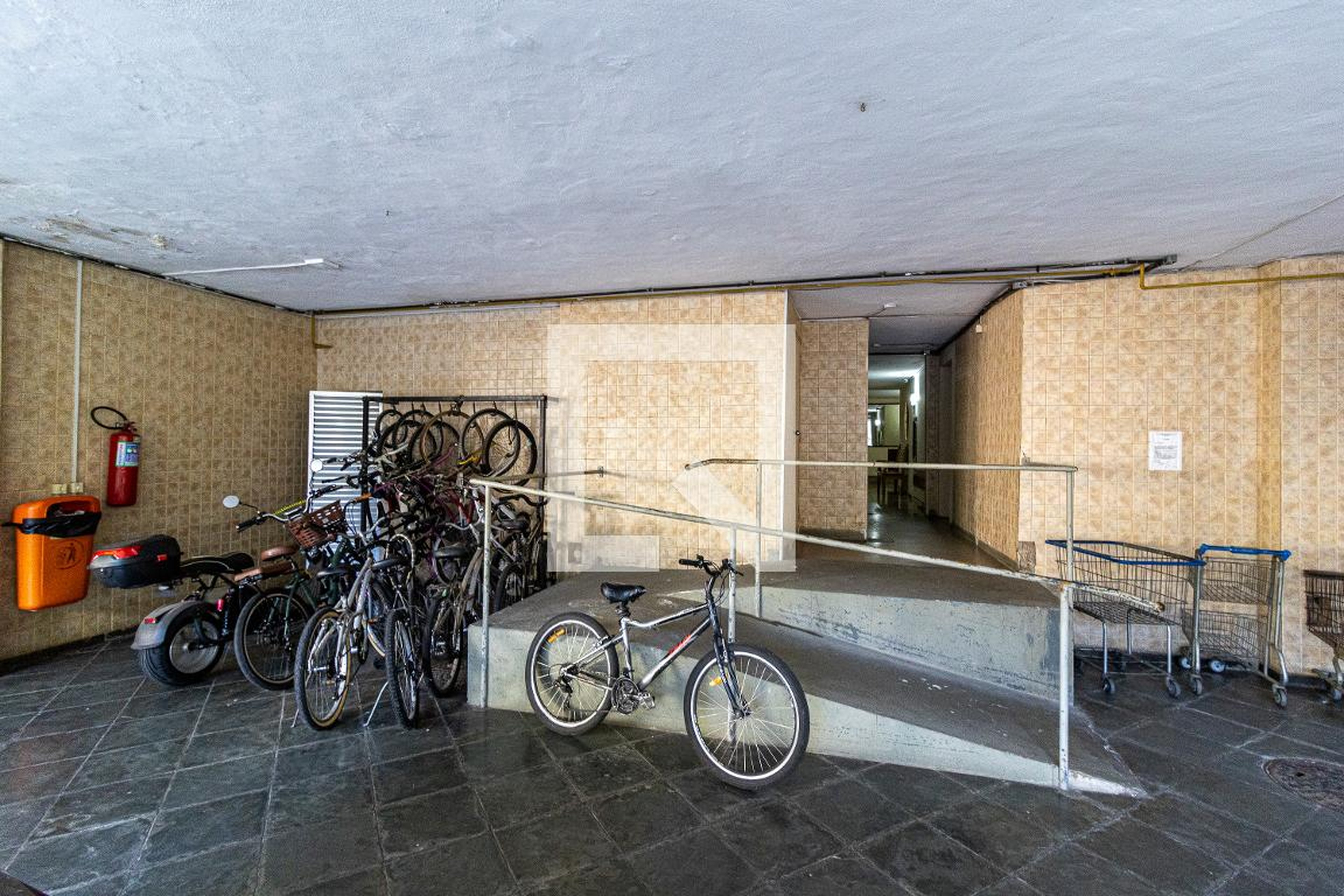 Bicicletário - Edifício Adalberto de Barros Nunes