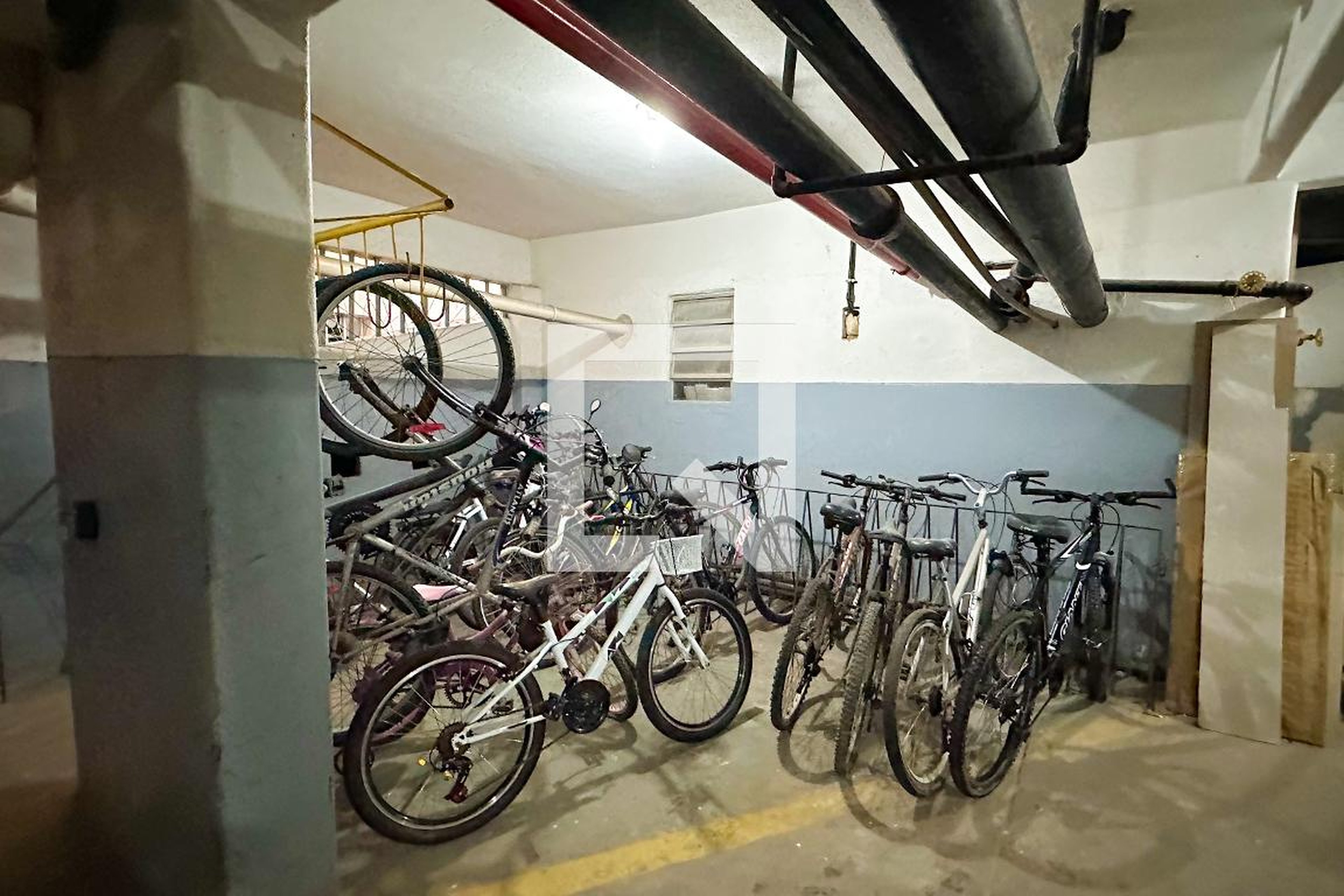 Bicicletário - Edificio Rogerio