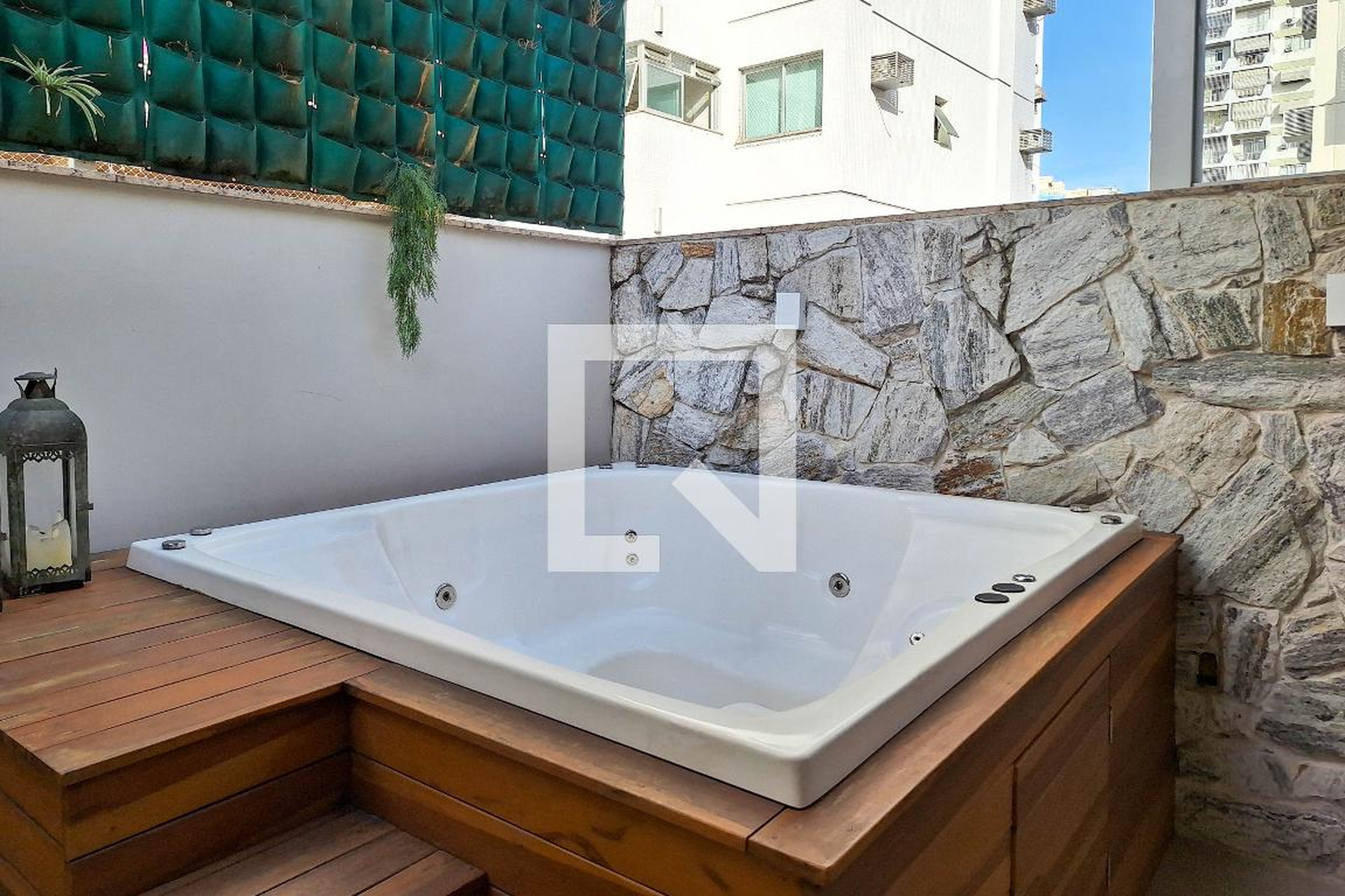 Piscina - Residencial San Julien