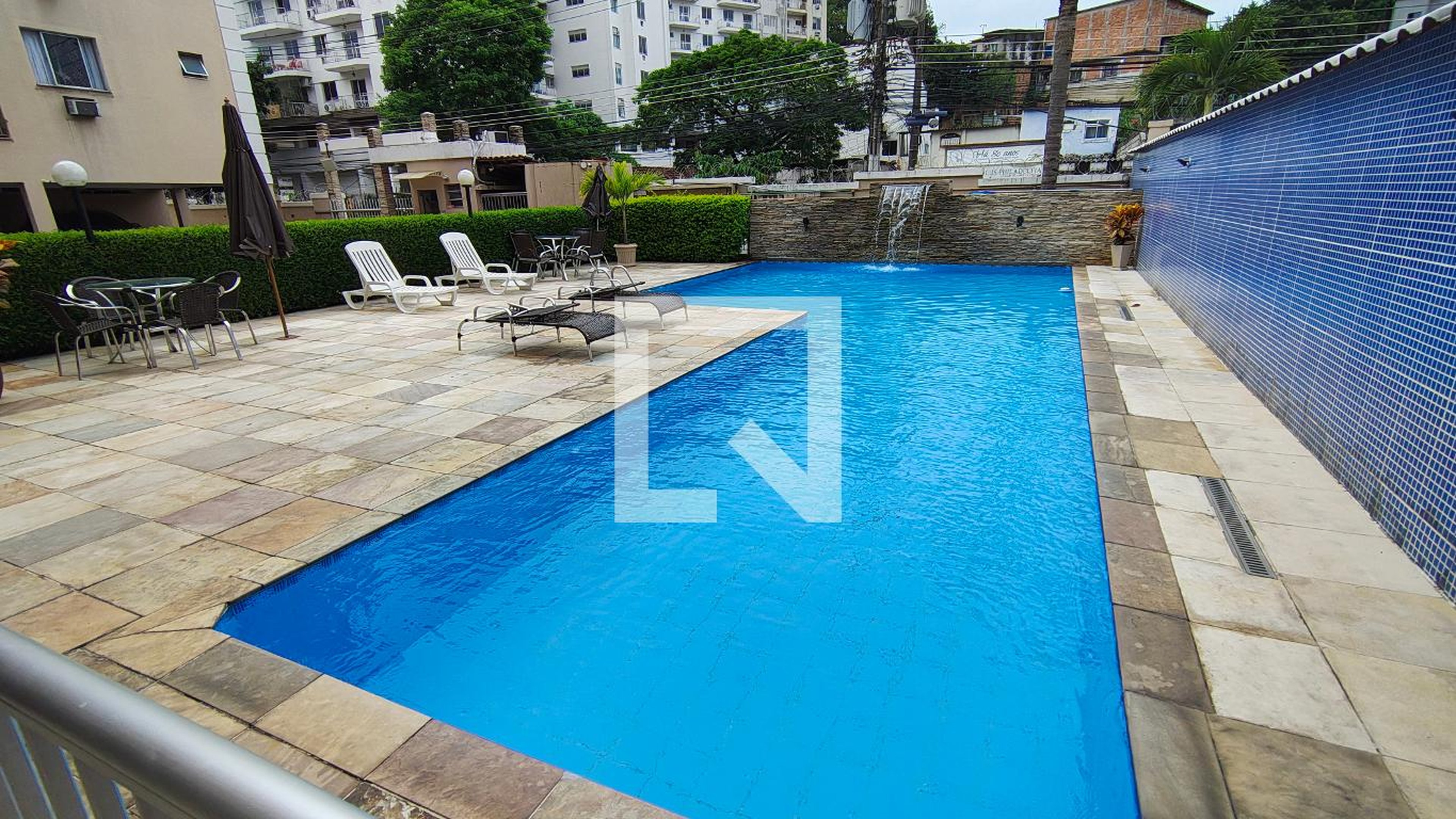 piscina - RESIDENCIAL RENAULT