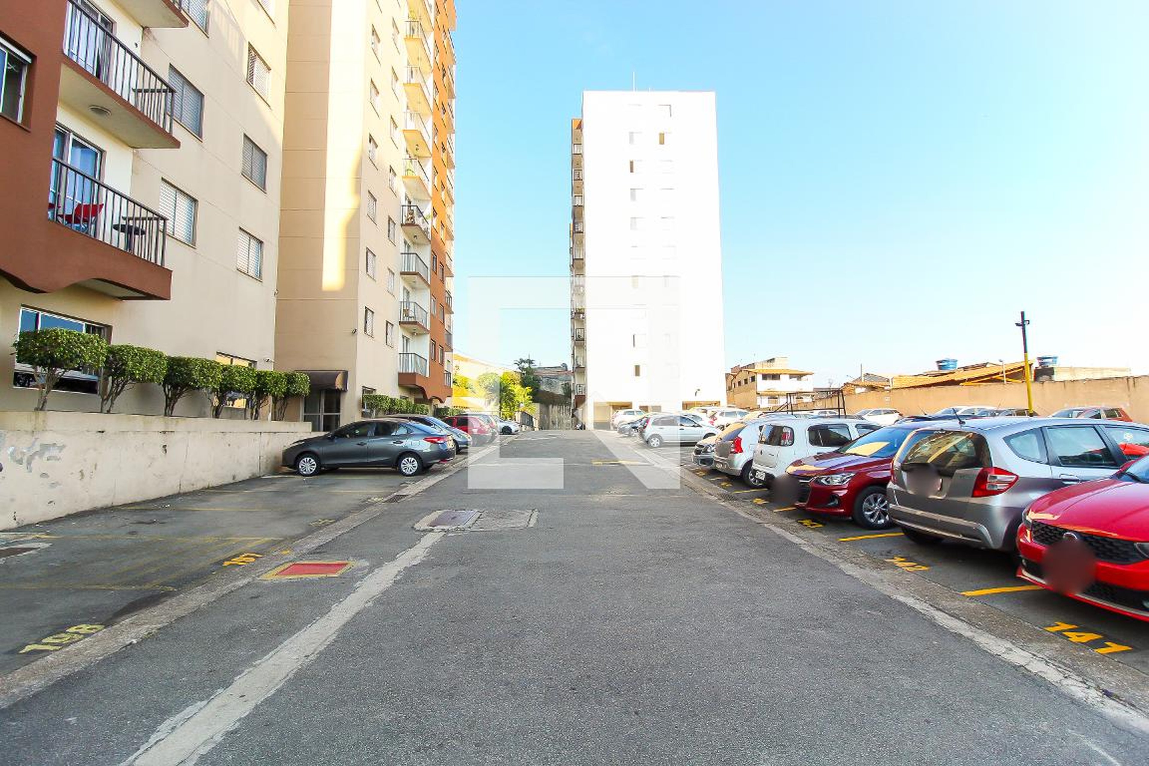 Estacionamento - Residencial Grevilia