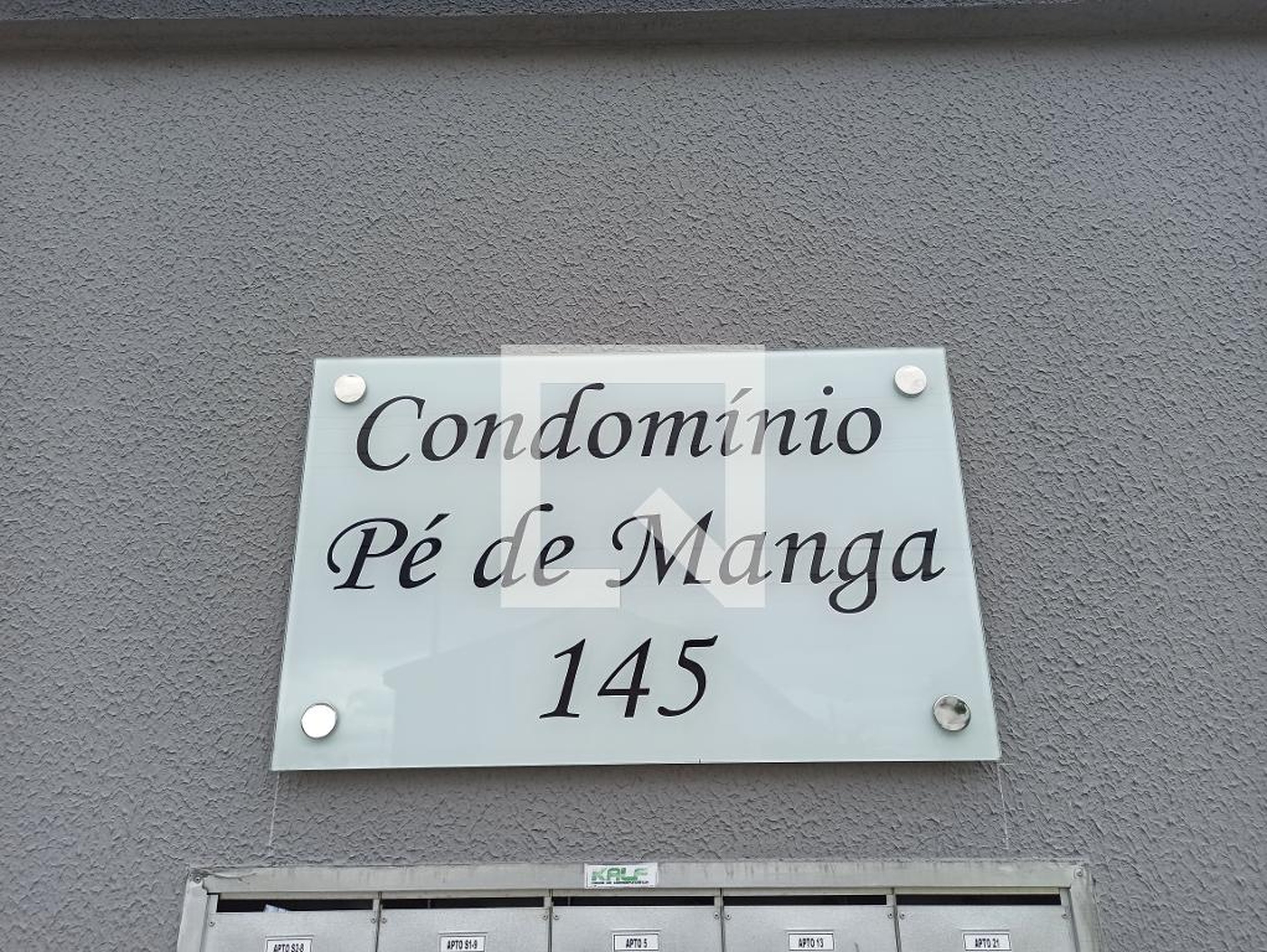 Condomínio - PÉ DE MANGA