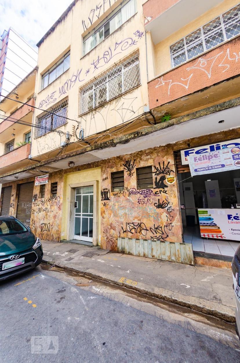Condomínio em Rua Conde de Linhares Cidade Jardim Belo Horizonte Alugue ou Compre
