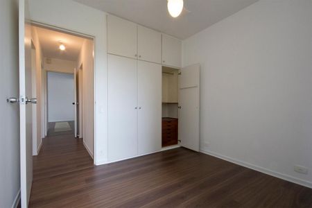 Quarto 1 de apartamento para alugar com 3 quartos, 112m² em Itaim Bibi, São Paulo