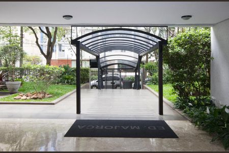 Entrada do Prédio de apartamento para alugar com 3 quartos, 112m² em Itaim Bibi, São Paulo