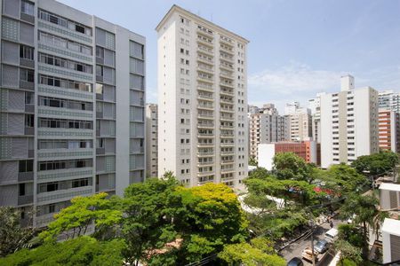 Vista da sala de apartamento para alugar com 3 quartos, 112m² em Itaim Bibi, São Paulo