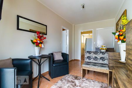 Sala de apartamento para alugar com 1 quarto, 55m² em Centro, Campinas