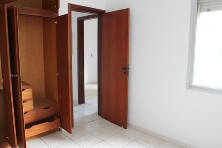 quarto 2 de apartamento à venda com 2 quartos, 80m² em Mansões Santo Antônio, Campinas