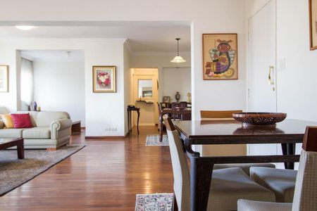 Sala de apartamento à venda com 3 quartos, 150m² em Santo Amaro, São Paulo