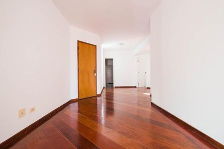 Sala de apartamento para alugar com 3 quartos, 90m² em Vila Olímpia, São Paulo