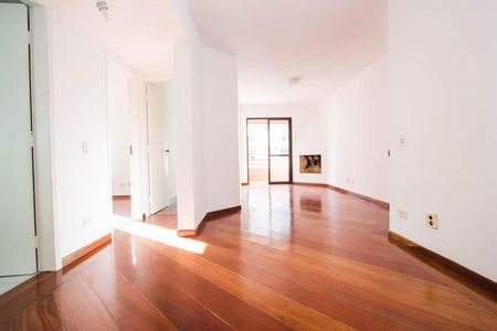 Sala de apartamento para alugar com 3 quartos, 90m² em Vila Olímpia, São Paulo