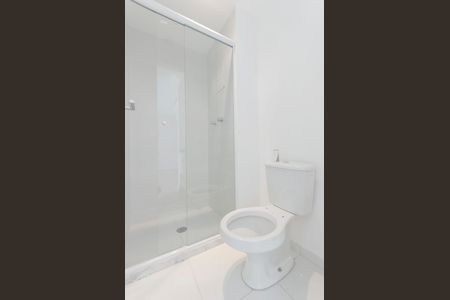 banheiro  de apartamento para alugar com 1 quarto, 52m² em Consolação, São Paulo