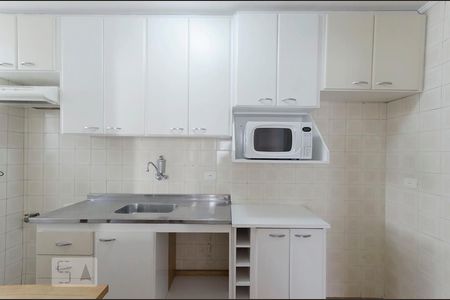 cozinha de apartamento à venda com 1 quarto, 40m² em Higienópolis, São Paulo