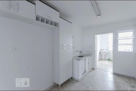 cozinha de apartamento para alugar com 3 quartos, 135m² em Consolação, São Paulo