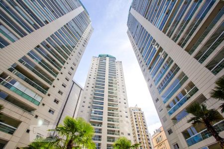 Condominio de apartamento para alugar com 3 quartos, 111m² em Cidade Jardim, São Paulo