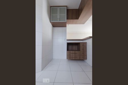 cozinha de apartamento para alugar com 1 quarto, 59m² em Vila Romana, São Paulo