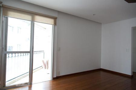 Sala de apartamento à venda com 2 quartos, 65m² em Cidade Jardim, São Paulo