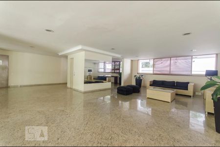 Hall de entrada de kitnet/studio à venda com 1 quarto, 30m² em Cerqueira César, São Paulo