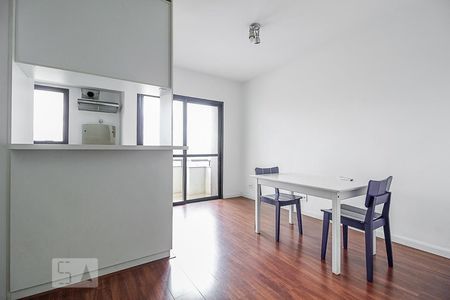 Apartamento para alugar com 90m², 1 quarto e 1 vagaSala