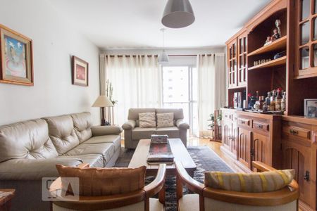 Sala de apartamento à venda com 3 quartos, 129m² em Moema, São Paulo