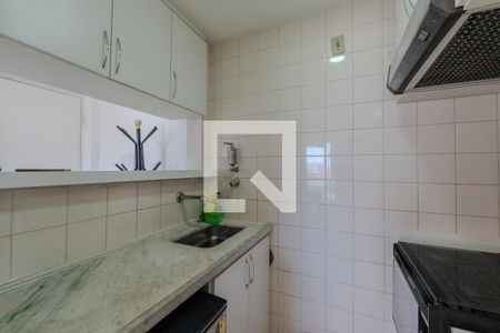 Sala/Cozinha de apartamento para alugar com 1 quarto, 35m² em Morro dos Ingleses, São Paulo