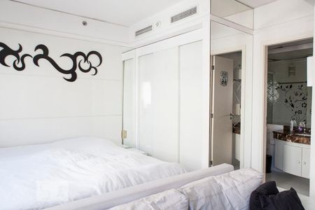 Suite de apartamento à venda com 1 quarto, 37m² em Macuco, São Paulo