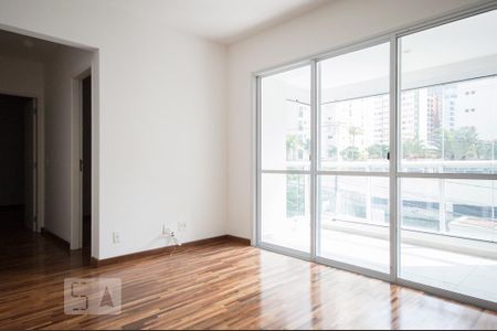 Apartamento para alugar com 78m², 2 quartos e 1 vagaSala