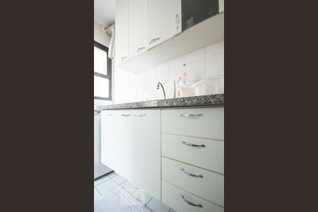 Cozinha de apartamento à venda com 2 quartos, 60m² em Indianópolis, São Paulo