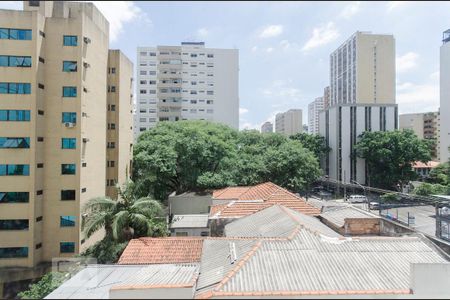 Apartamento para alugar com 130m², 3 quartos e 1 vagaVista da sala