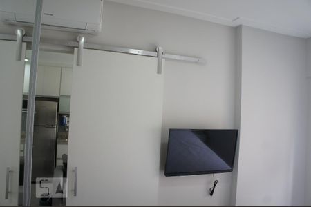 Quarto com TV e Ar condicionado de apartamento à venda com 1 quarto, 46m² em Bela Vista, São Paulo