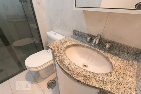 Banheiro  de apartamento para alugar com 3 quartos, 85m² em Vila Mariana, São Paulo